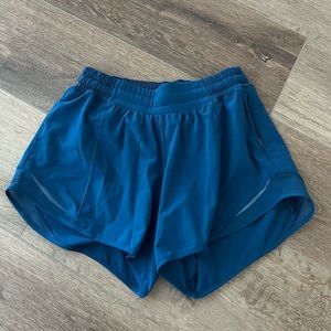 Lululemon hotty hot short 4”